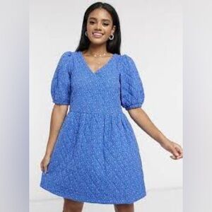 Vero Moda Spring Blue Quilted Midi Dress with Puff Sleeves